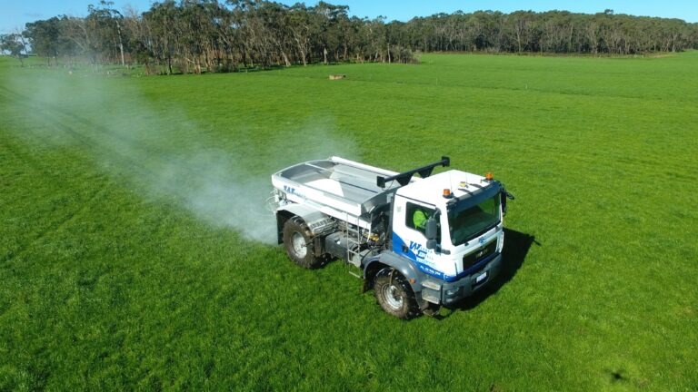 Fertiliser spreading service and supply